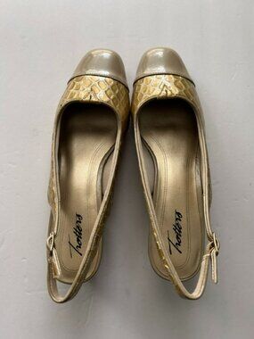NWT Trotters Dea Slingback Taupe Crocodile Leather Pumps, Size 8M